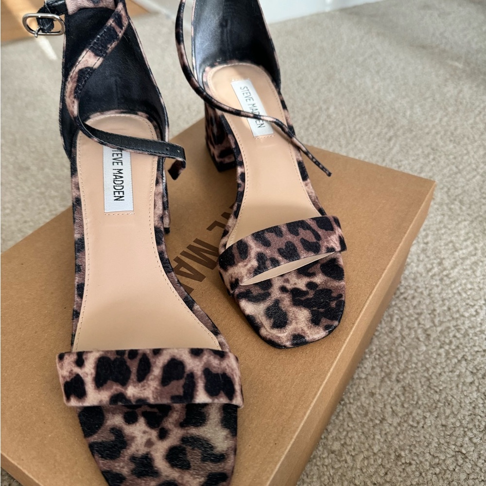 STEVE MADDEN Womens Open Toe Block Heel Sandal